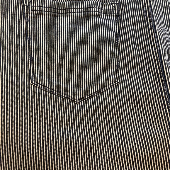 Croft & Barrow Stretch Train Conductor Inspired Denim Skirt Size 14 - Picture 8 of 9